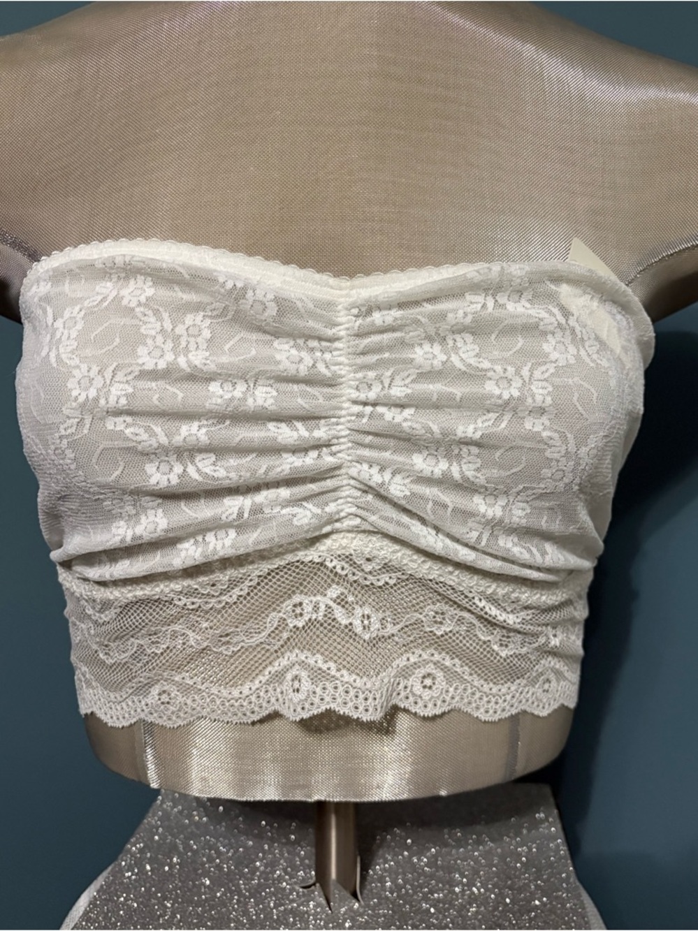 Lace Bandeau Bralette - Cream